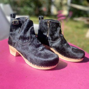 NWOT No. 6 Horse Hair Boots